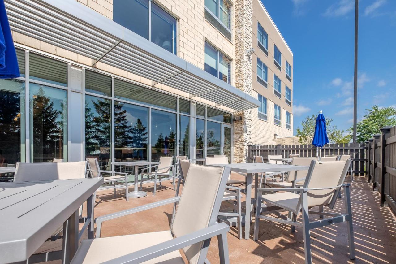 Holiday Inn Express & Suites Eagan - Minneapolis Area By Ihg Exterior photo